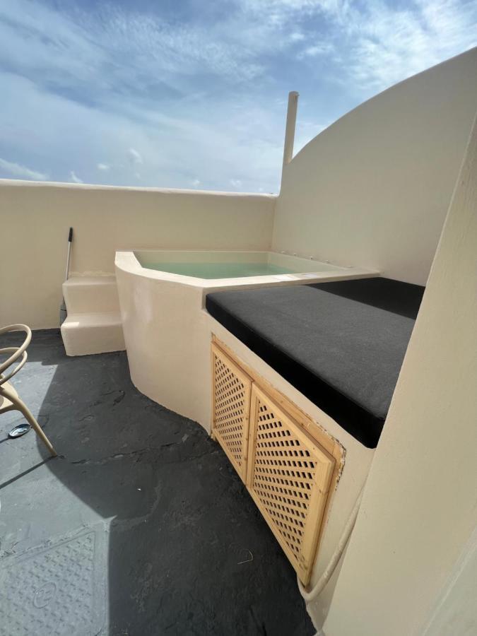 Blackrock Suites Karterados  Exterior foto